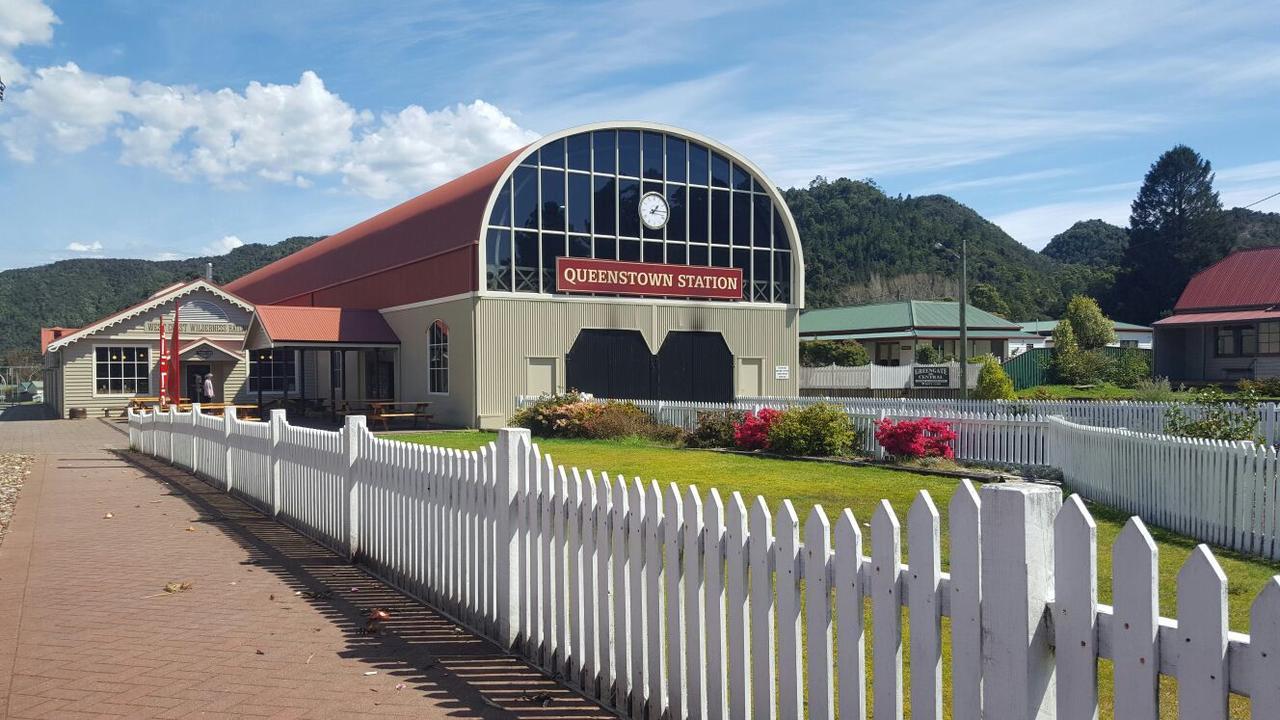 Mt Lyell Motor Inn Queenstown Eksteriør bilde